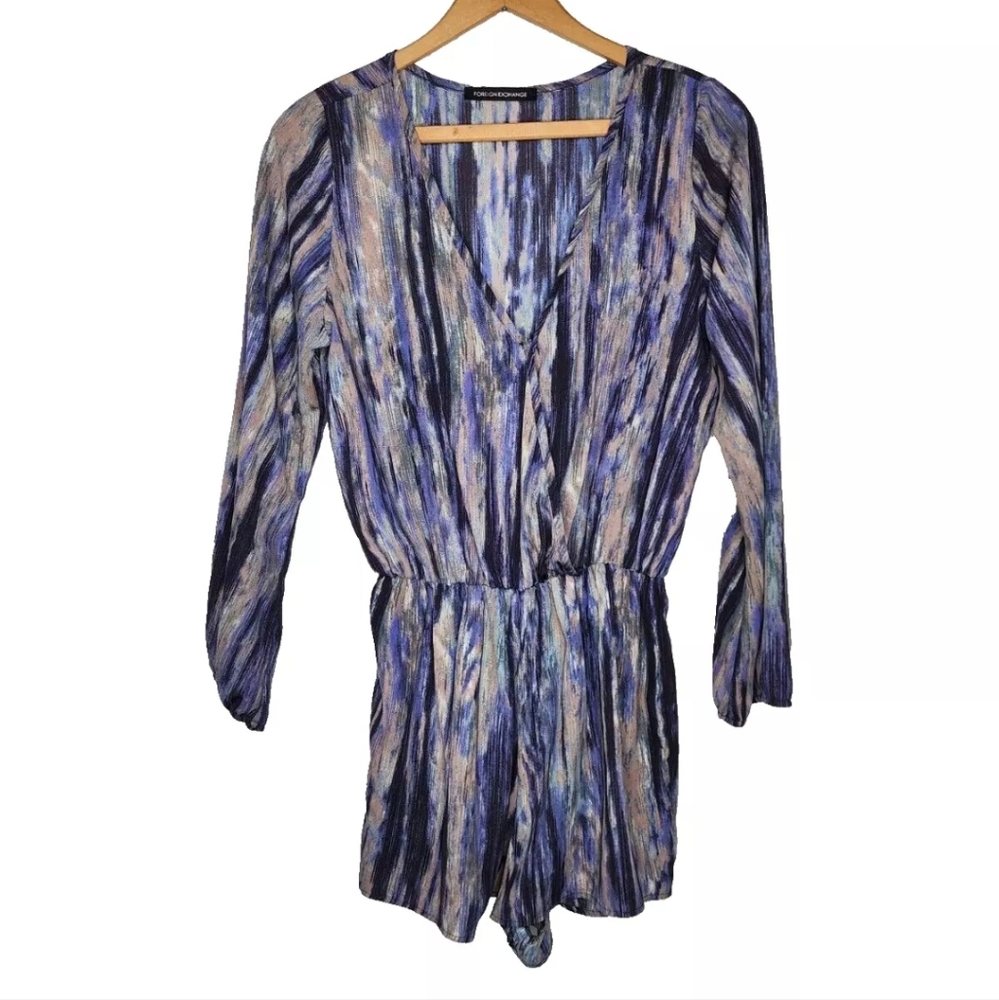 Foreign Exchange Printed Romper Size M
